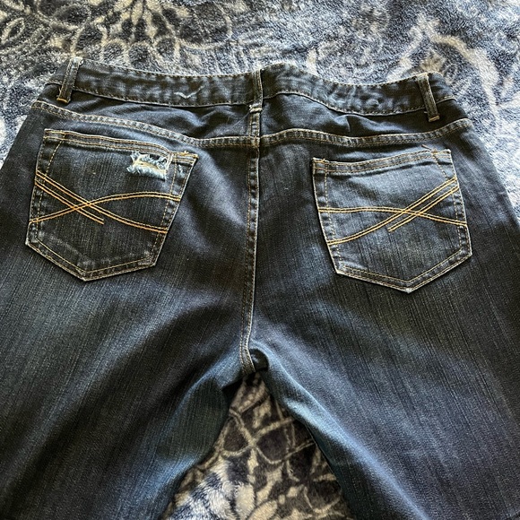 Aeropostale Chelsea bootcut jeans NWOT - Picture 4 of 7